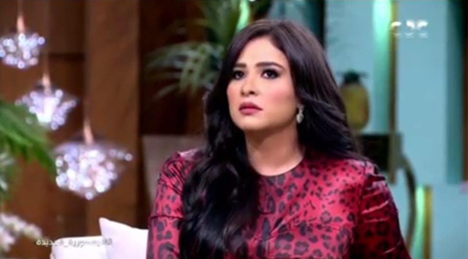 "معجزة شفاء ياسمين عبدالعزيز و بكاءها على الهواء"